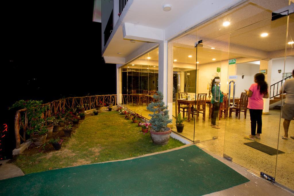 The Tenth Hotel Ella Bagian luar foto